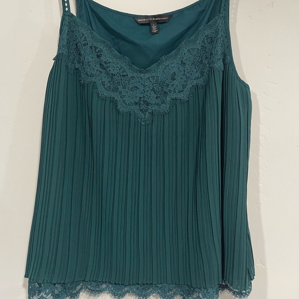 NWOT WHBM Hunter Green Lace Crepe Blouse Size Large